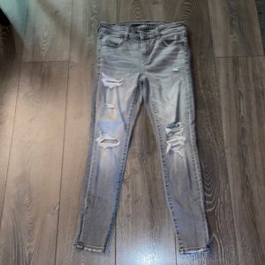 faded gray ripped skinny jeans